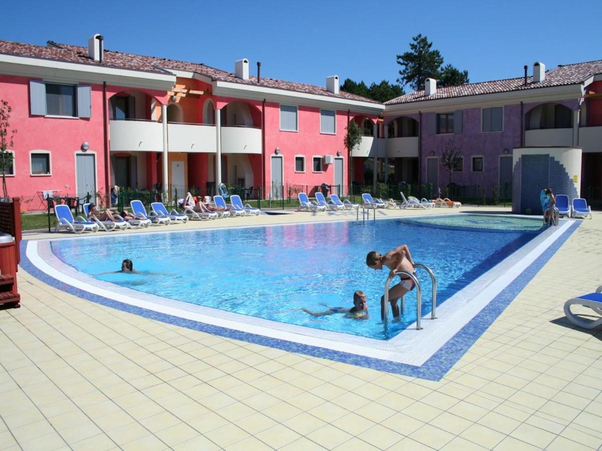 Bright With Swimming Pool - Beahost * Bibione